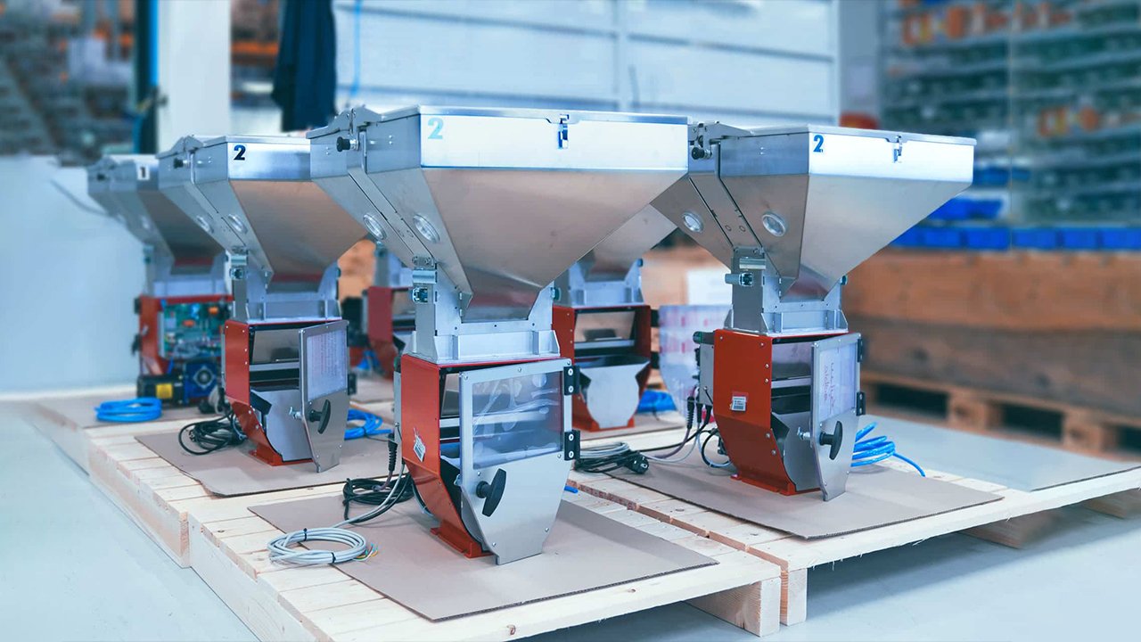 Gravimetric Batch Blender: Optimizing Material Mixing for Quality Output